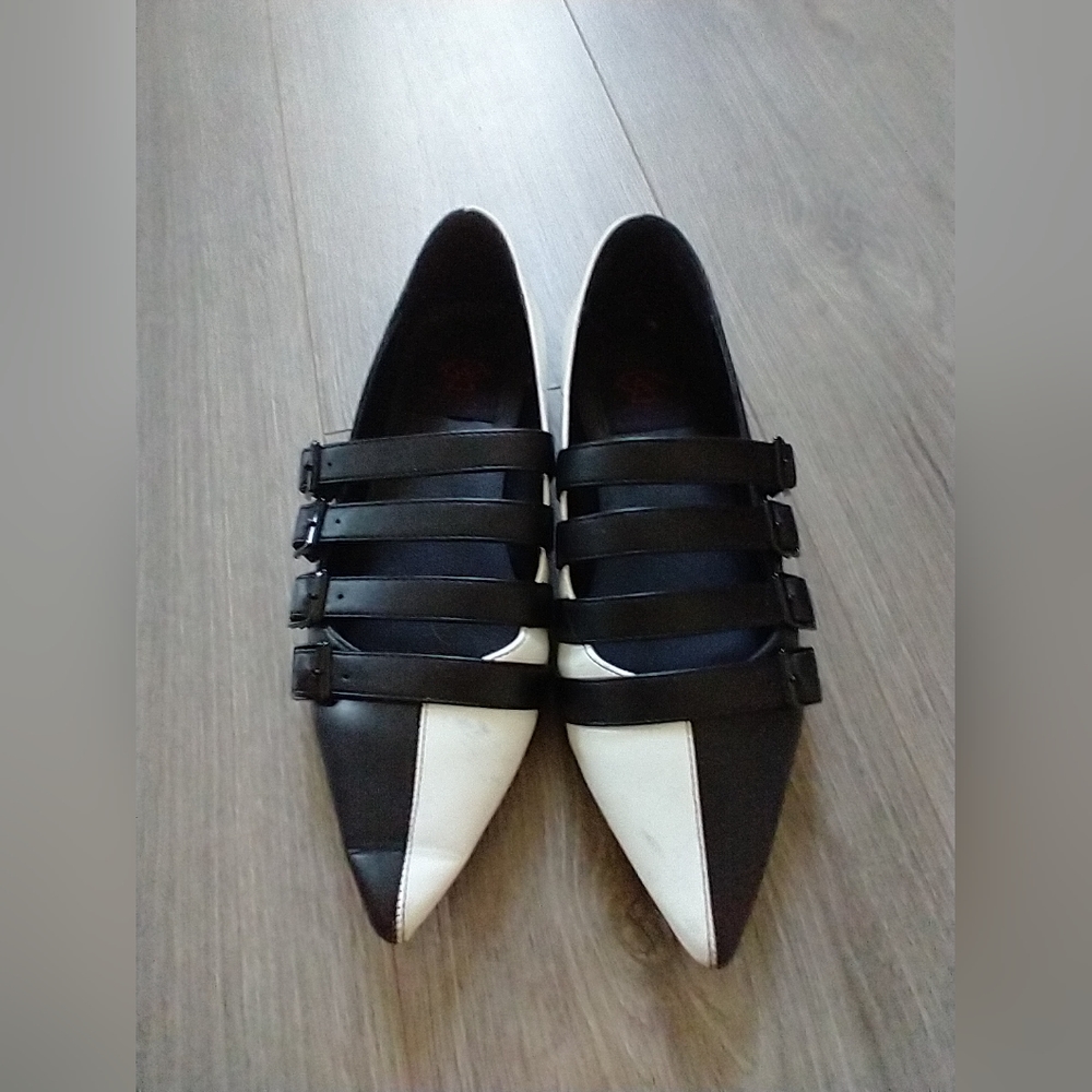 StrangeCvlt Black/White Coven Flats